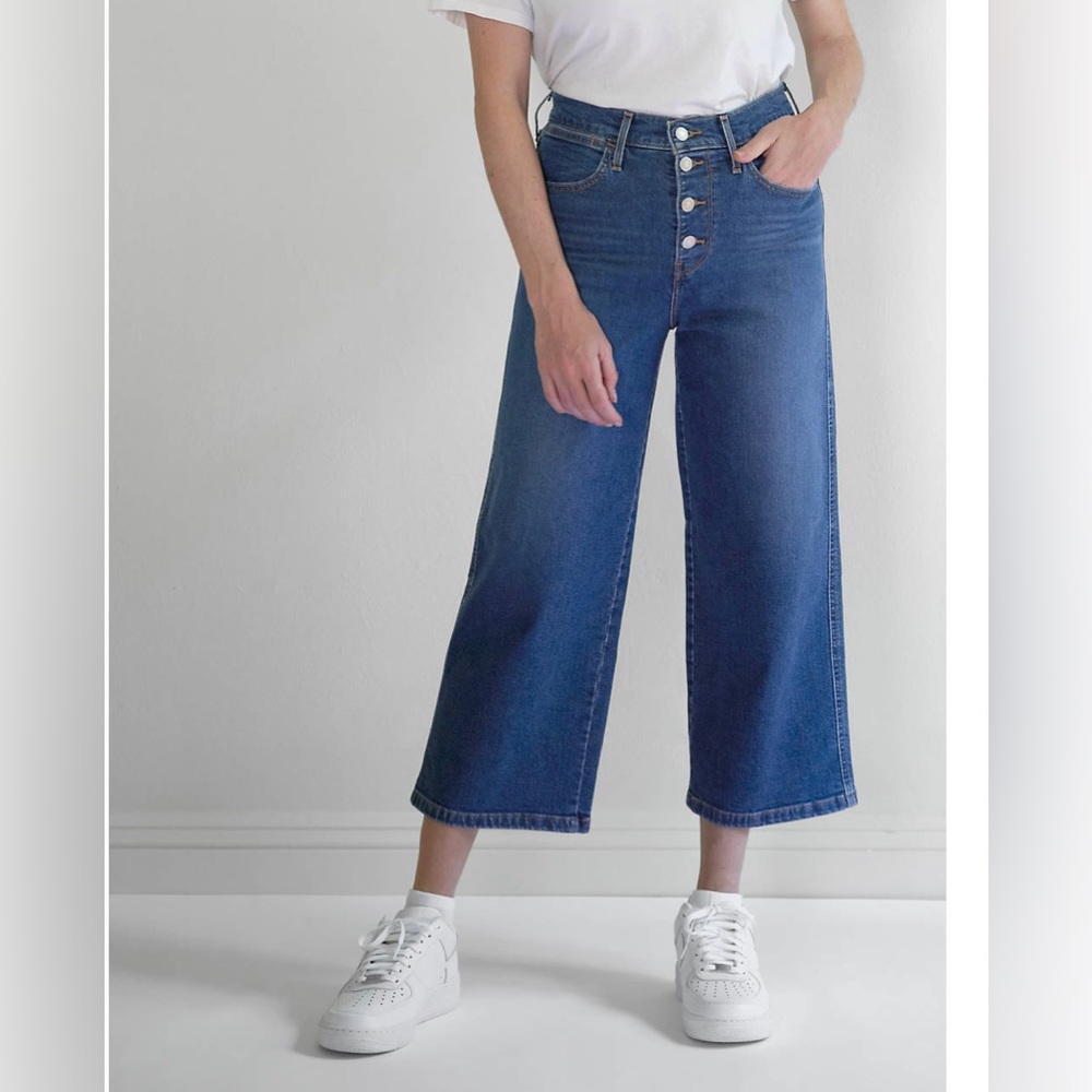 Levi’s mile high wide legged crop
